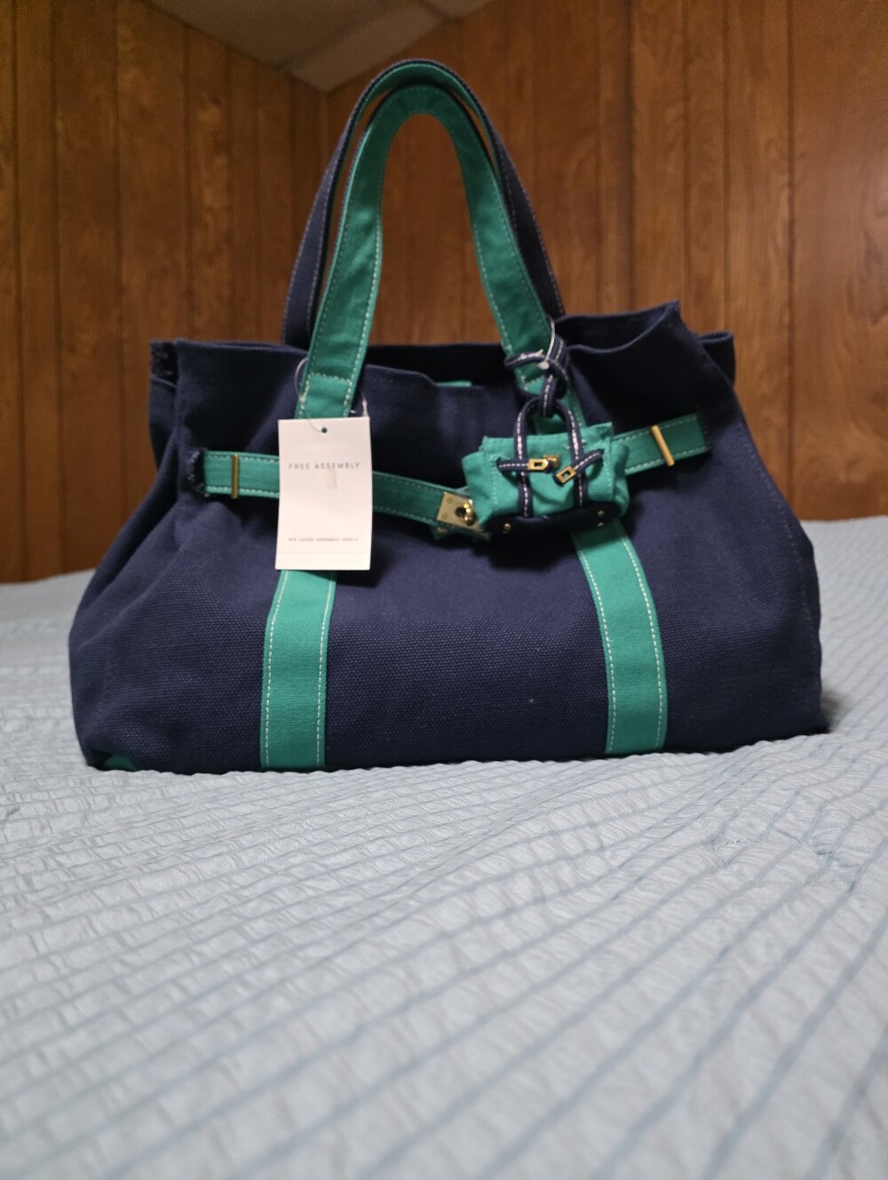 Navy Canvas Tote with Green Trim - Stylish Everyday Bag